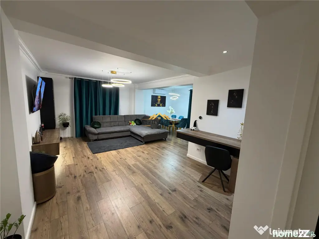 SUPER APARTAMENT CU 3 CAMERE 