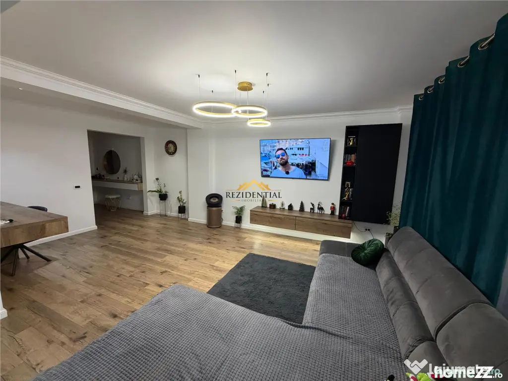 SUPER APARTAMENT CU 3 CAMERE 