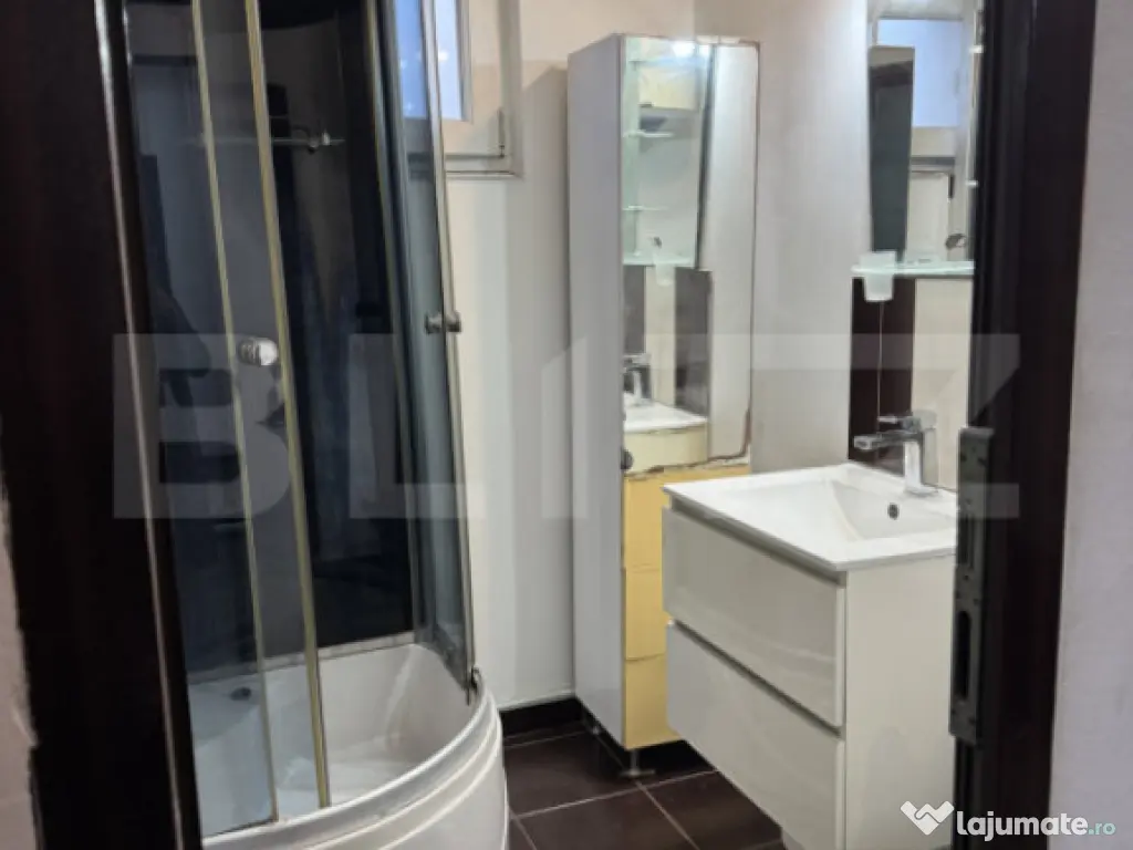 Apartament 3 camere, 62.42 mp, zona Centrală - Filiași