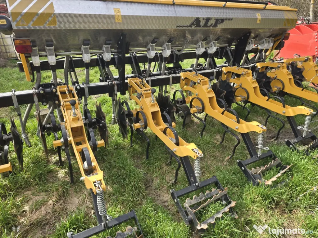 Prasitoare / cultivator alp 6 randuri 7 sectii 