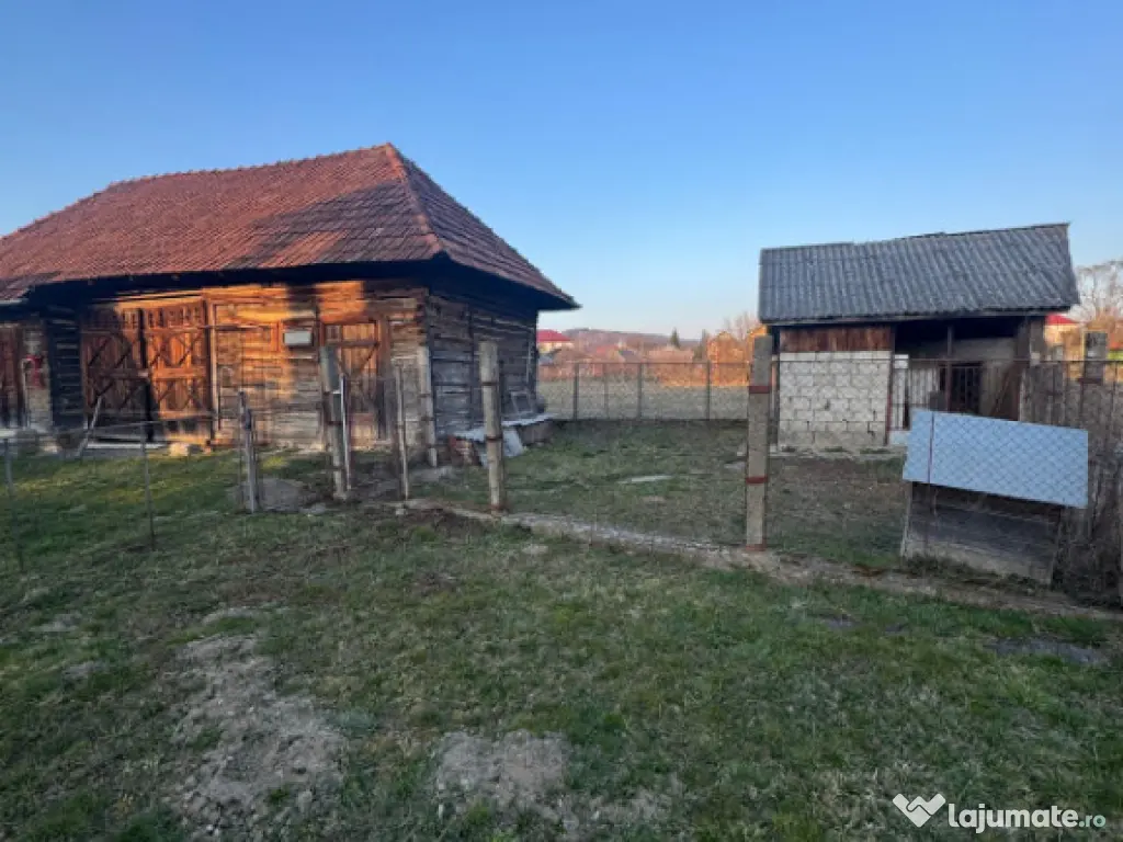 Casă cu suflet și 40 ari teren, panoramă superbă, comple 