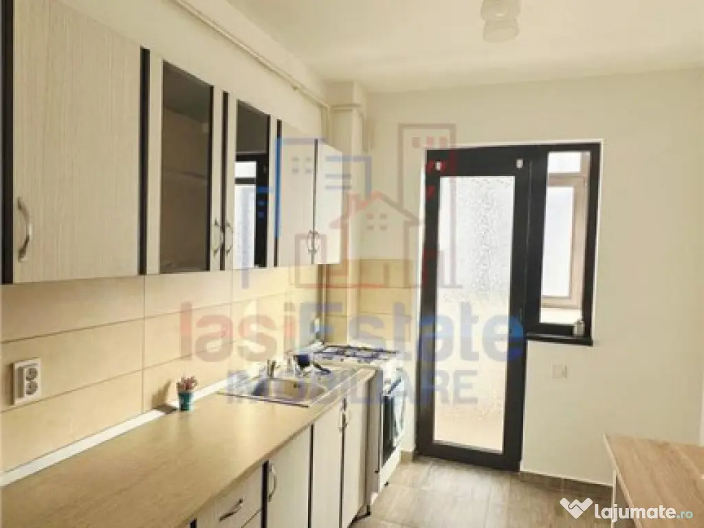 Apartament cu camere decomandat de inchiriat 