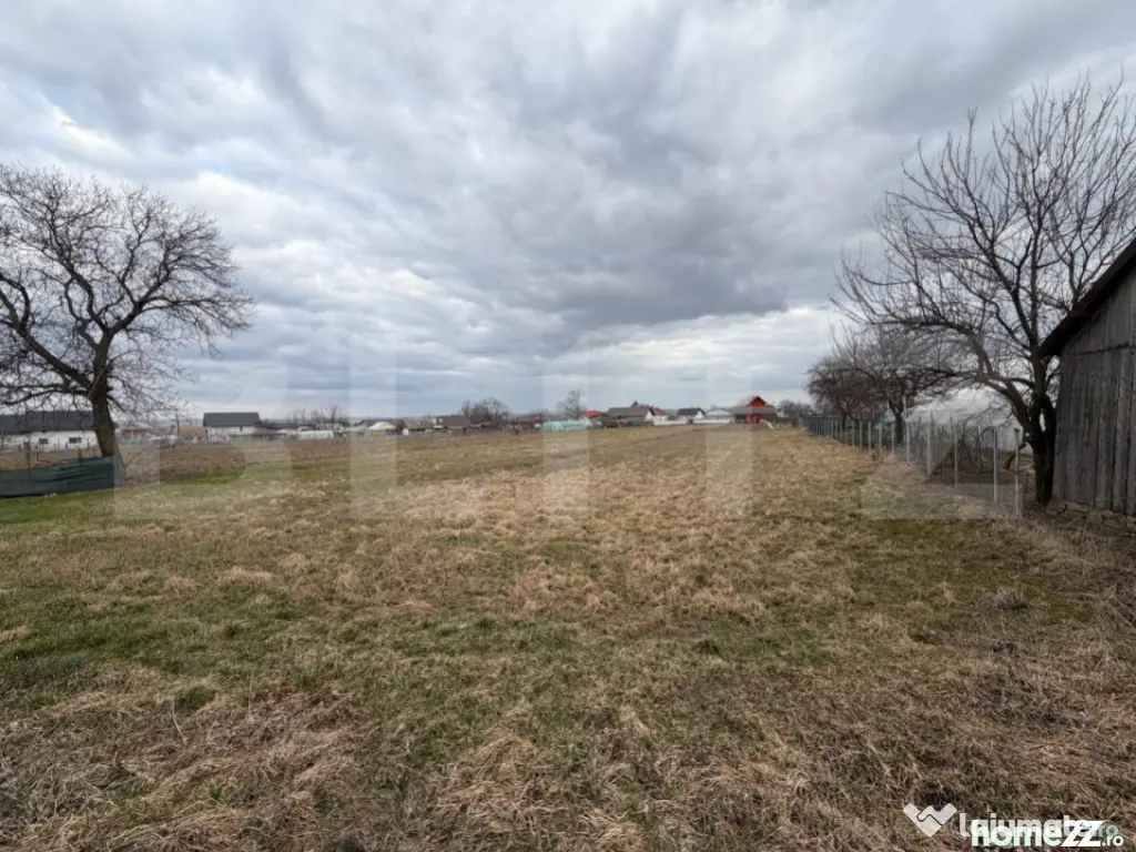 Casa batraneasca , renovabila , 1586 mp teren , Dumbraveni S 