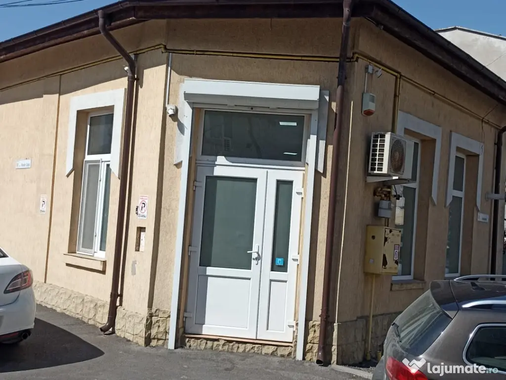 Proprietar,inchiriez spatiu birouri,30 mp, mobilat integral, utilitati, central