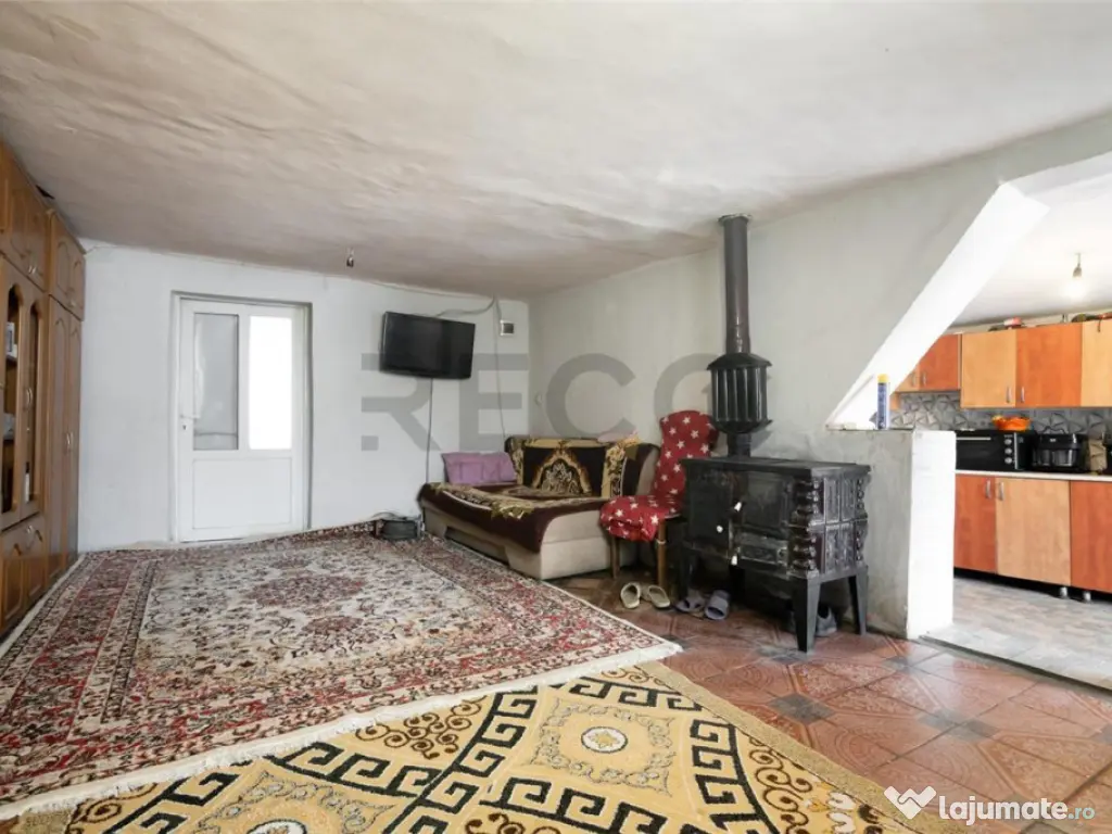 RECO, casa in Cheriu, Bihor 
