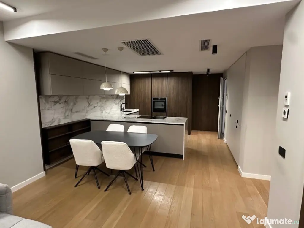 2 camere One Herastrau Towers- loc parcare inclus in pret 