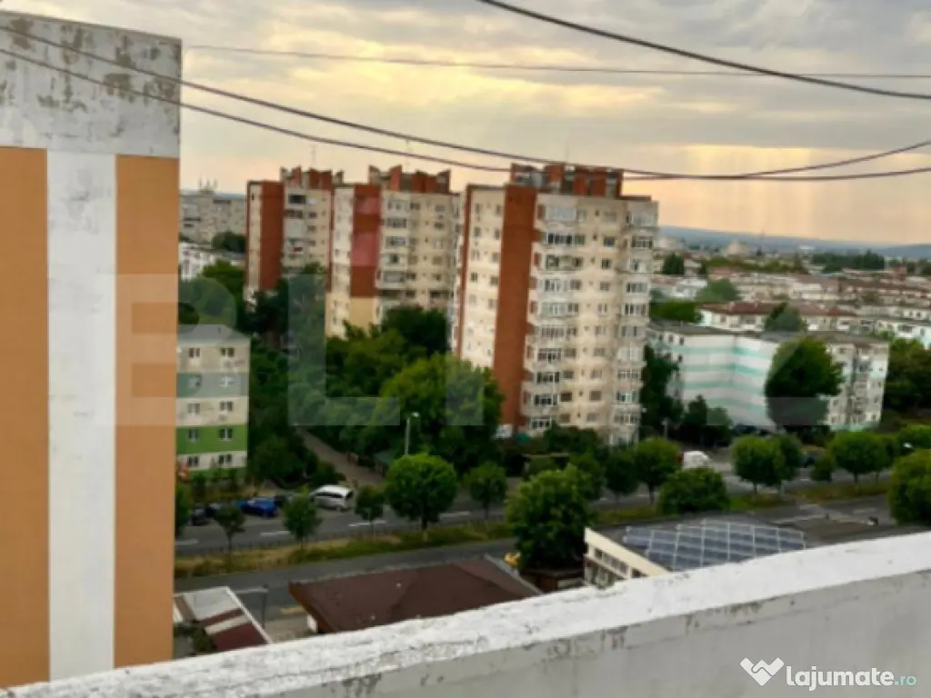 Apartament 3 camere, 75 mp, zona Craiovita Orizont 