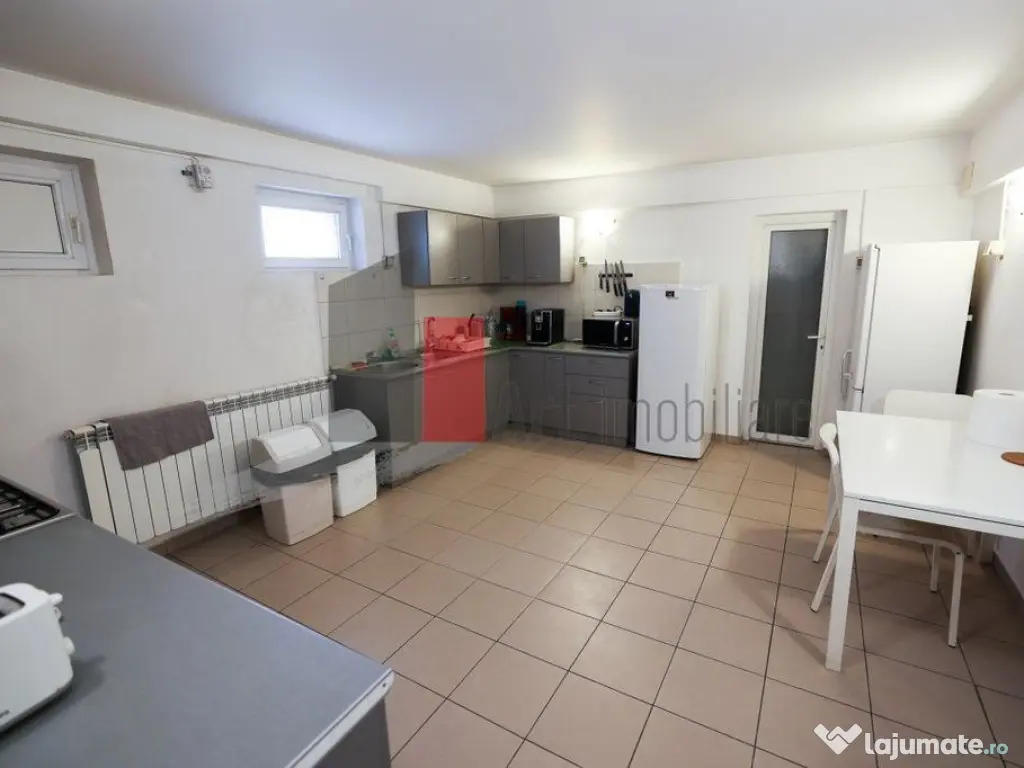 VILA IN DOMENII LOCATIE EXCELENTA 