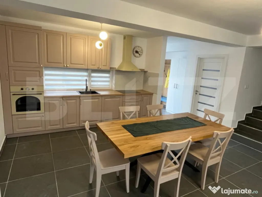 Duplex de vanzare, in zona linistita. 