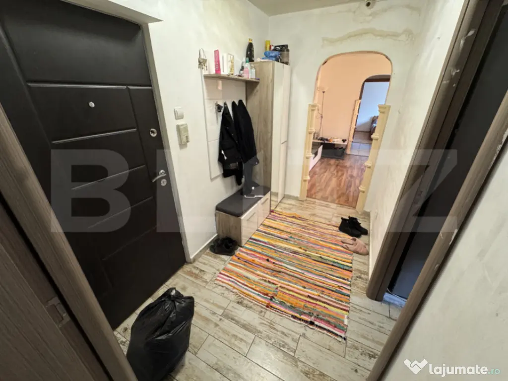 Apartament 3 camere, 70 mp, Podu Ros 