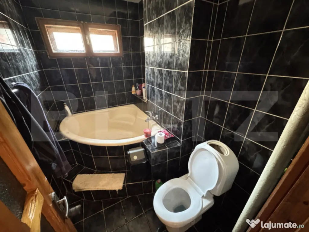 Apartament 3 camere, 70 mp, Podu Ros 