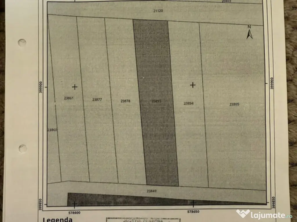 Teren intravilan de vânzare 