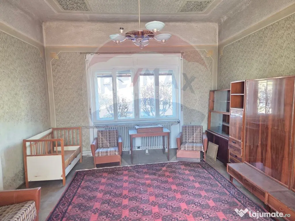 Casă deosebita ultracentral Salonta 