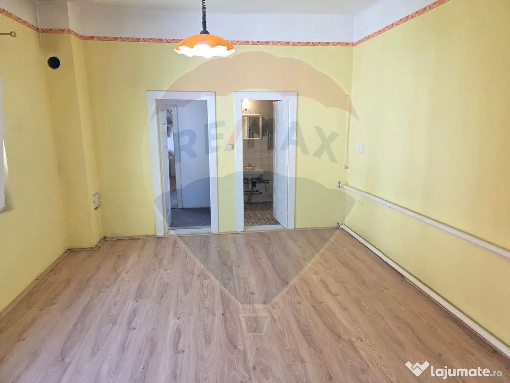 Casă deosebita ultracentral Salonta 