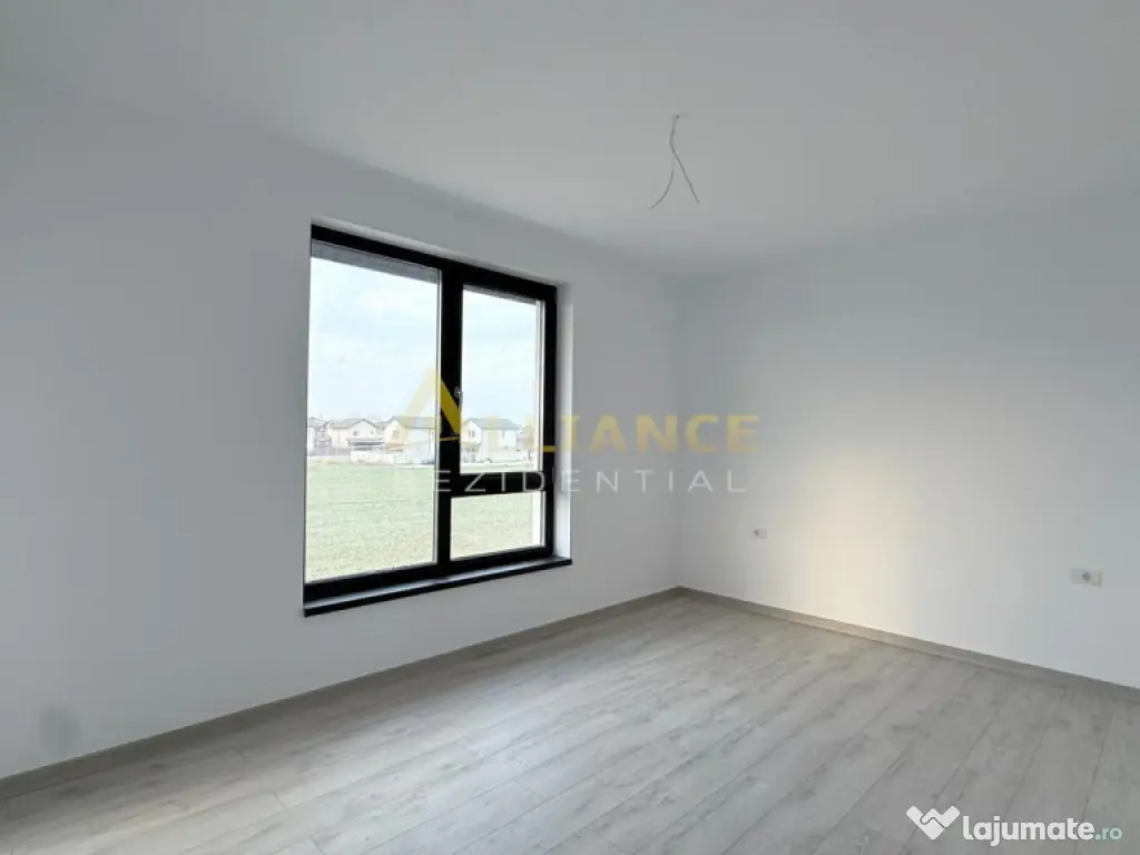 Casa Individuala - 4 camere - 2 bai - 352 mp teren 