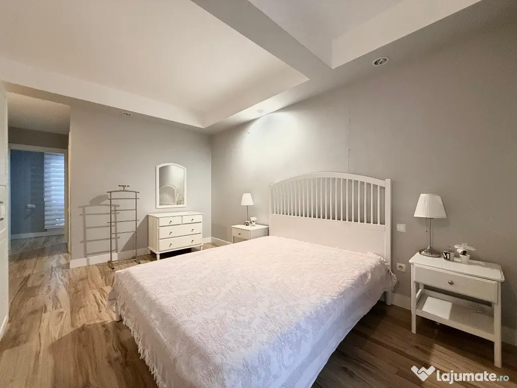 COSMOPOLIS - Apartament 4 camere, mobilat si utilat, terasa mare 