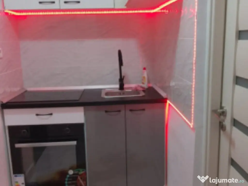 Garsonieră zona Far, Constanța 