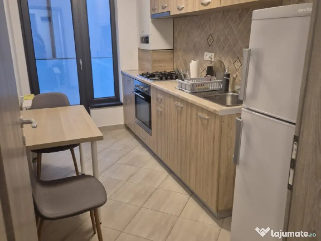 Aparatorii patriei oltenitei etaj 2 