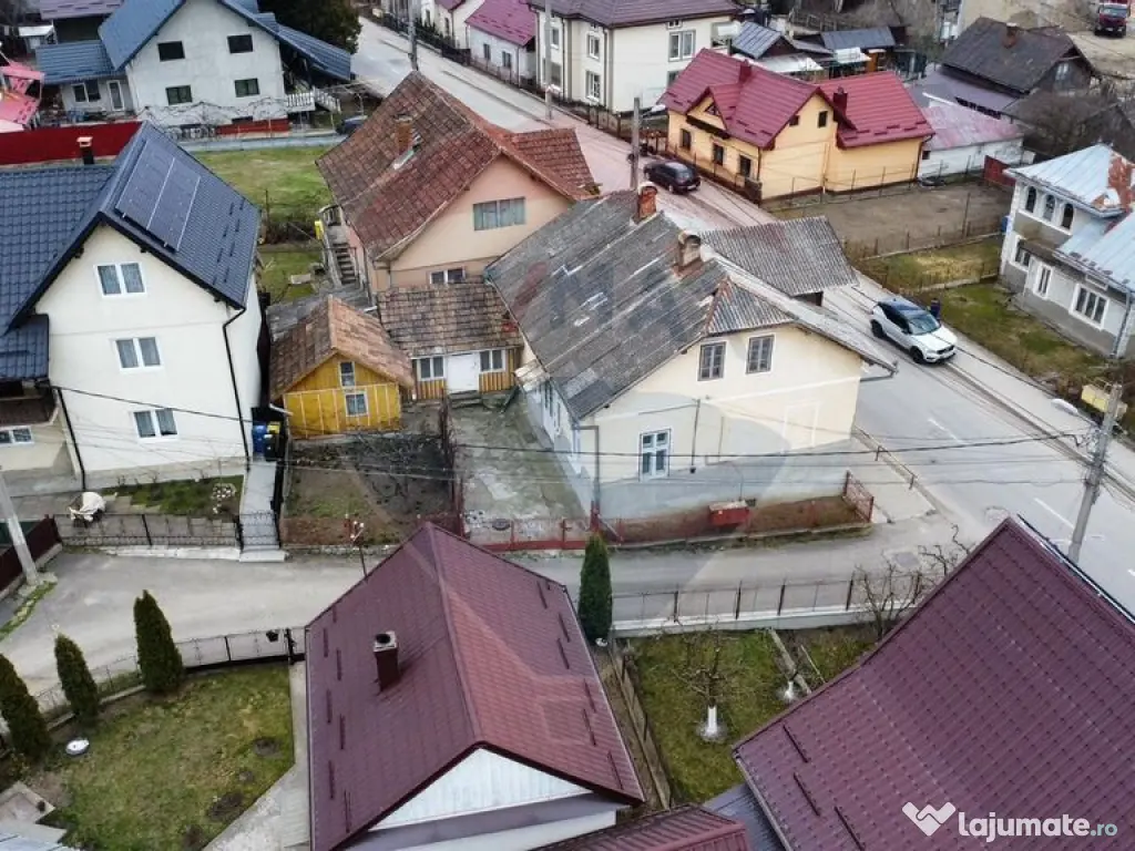 Casă de vânzare în GURA HUMORULUI zona Ariniș 250 mp ... 