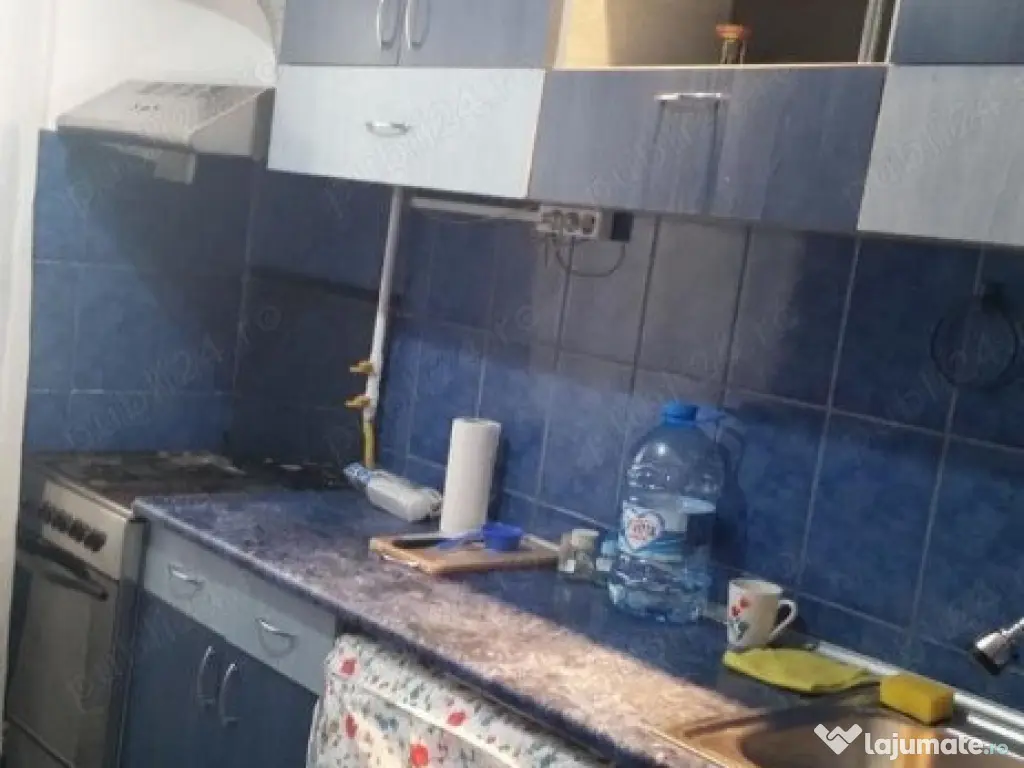 Tomis 3, de vanzare apartament 2 camere, decomandat, gaze 