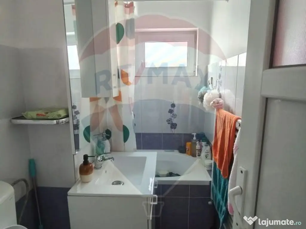 Apartament 3 camere Zona Materna