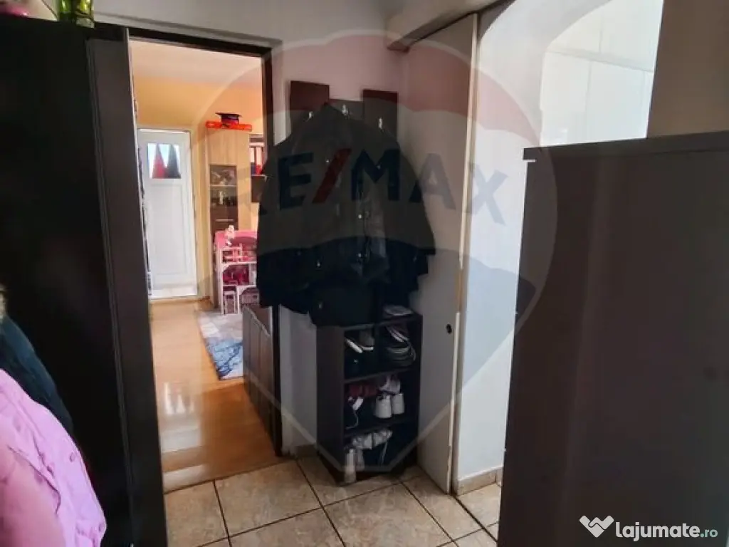 Apartament 3 camere Zona Materna