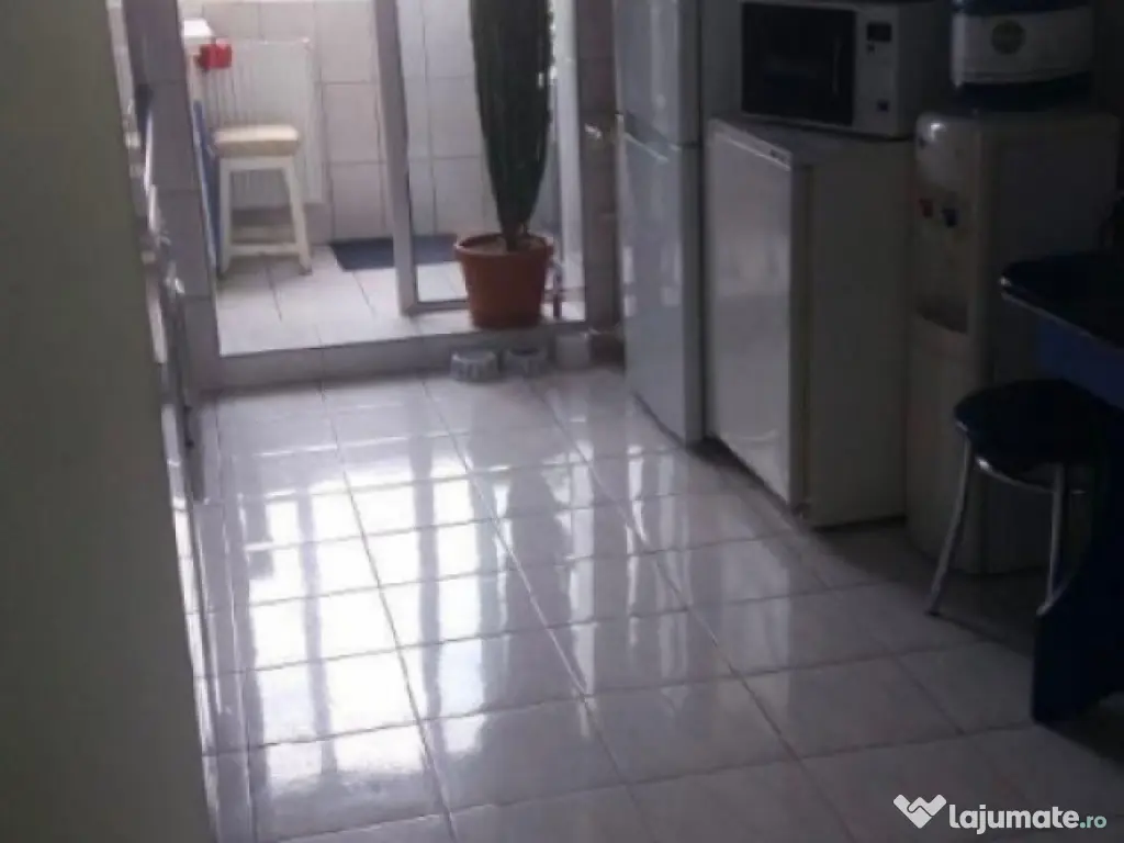 Rahova | 3 camere | 75mp | dec | et 8 | 90.000 euro 