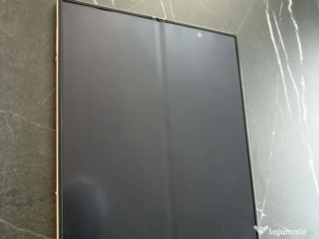 Samsung Galaxy Z fold 6 Pink 