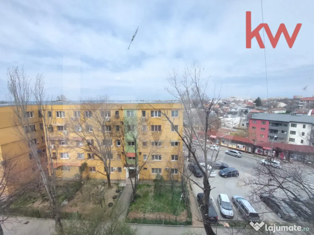 Apartament 3 camere decomandat • Sărari • vedere panora 