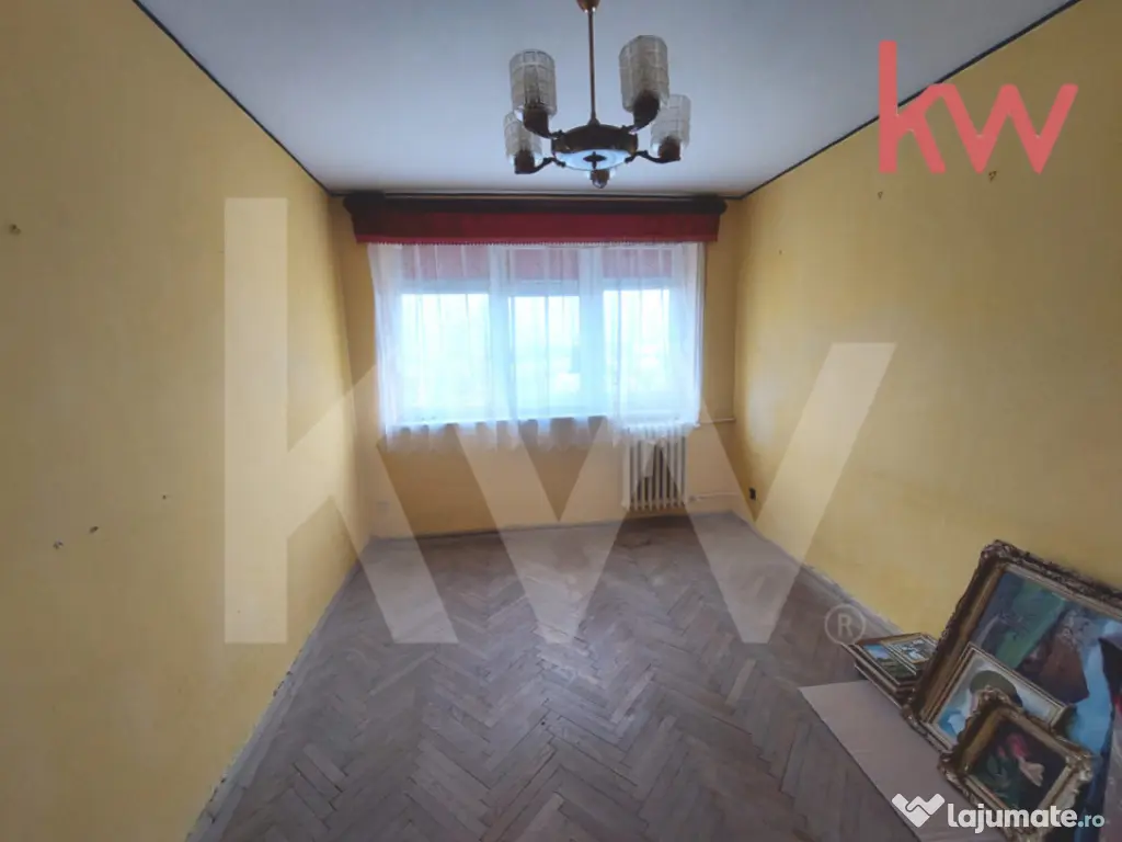 Apartament 3 camere decomandat • Sărari • vedere panora 
