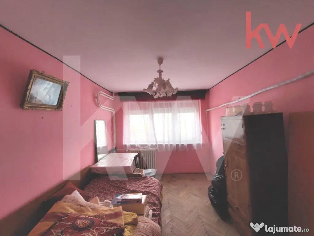 Apartament 3 camere decomandat • Sărari • vedere panora 