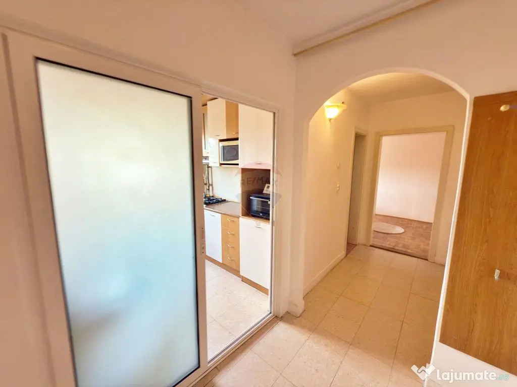 Apartament cu 2 camere de închiriat, str. Tudor Vladimir... 