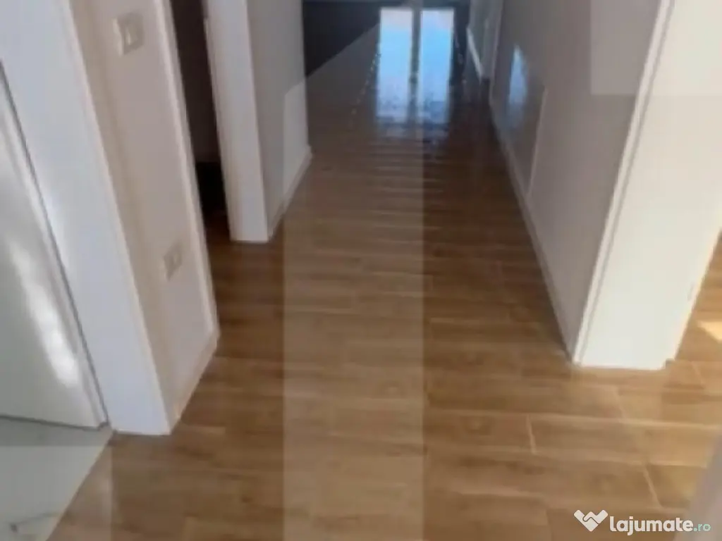 Duplex pe parter 3 camere Mosnita Noua 