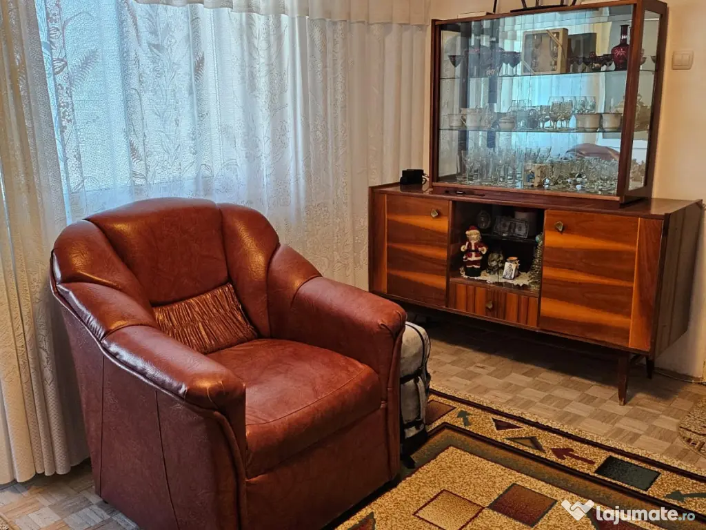 Apartament 3 camere, Craiova - Mc Donald's - Dezrobirii 