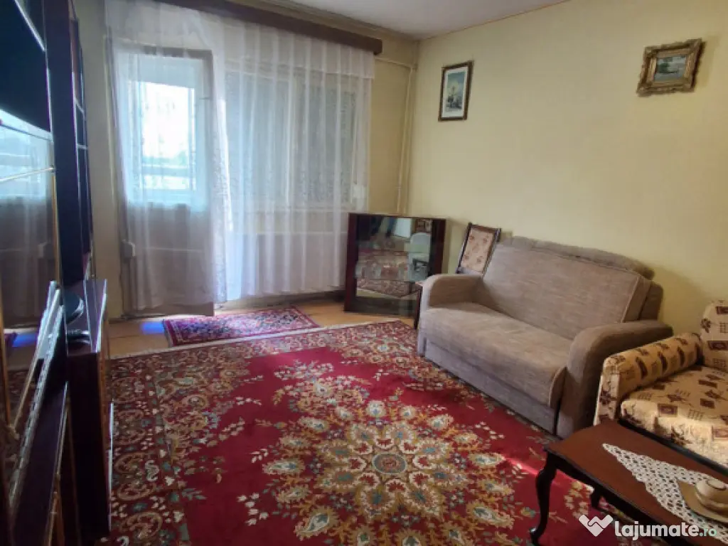 Apartament 2 camere de vânzare – decomandat, 52 mp – Zo 