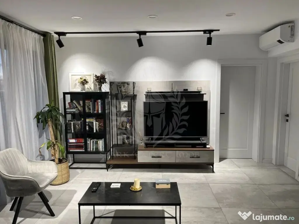 3 CAMERE // ALBERT // LUX // LOC DE PARCARE 