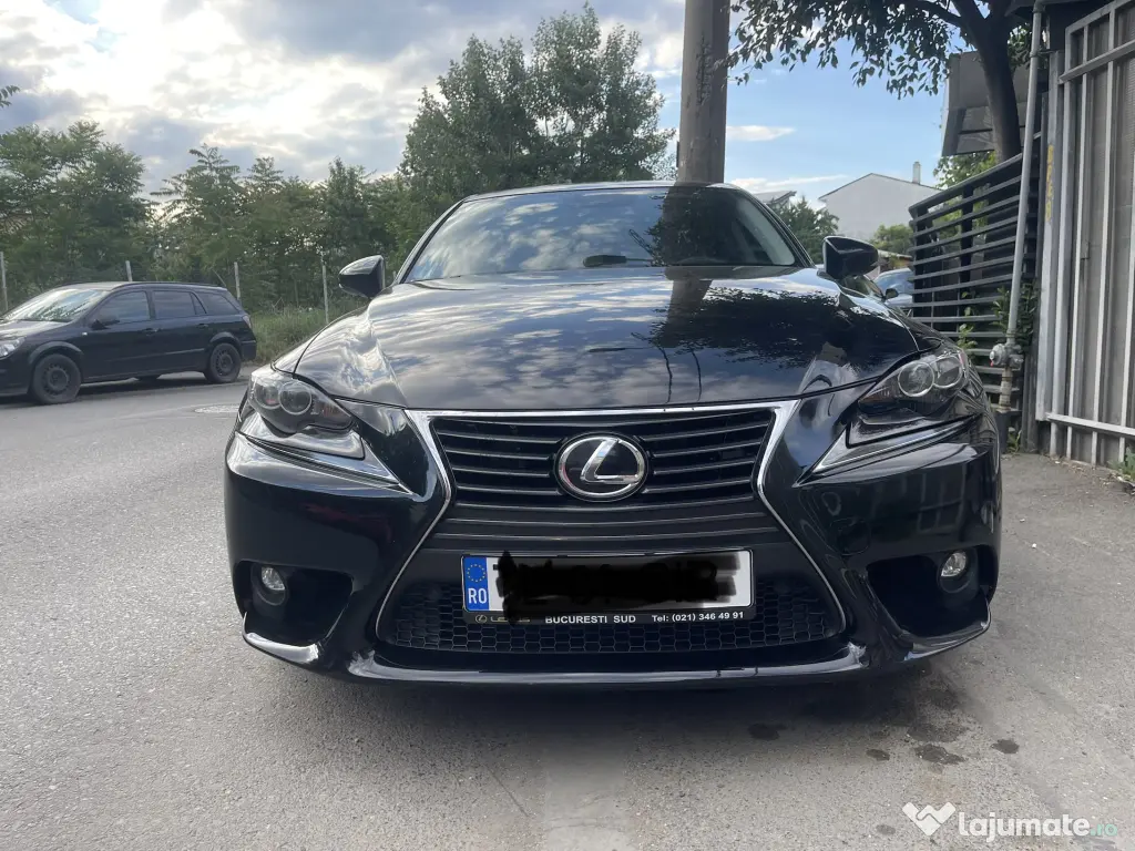 Lexus is 200t benzina 240 cp 2016 107 000km 