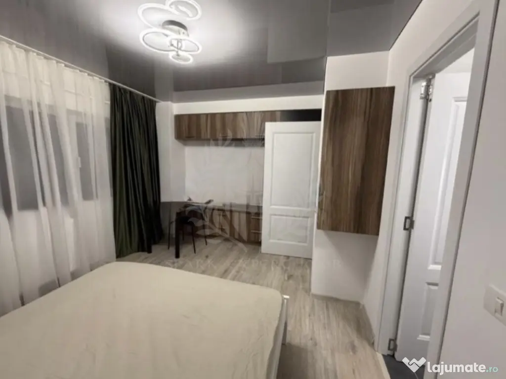 Apartament 3 camere, modern, zona Democratiei, Ploiești 
