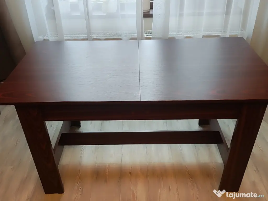 vând masă extensibilă 