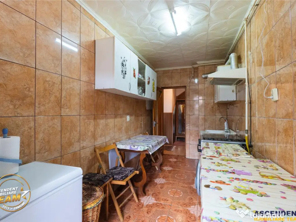 FILM!Apartament spatios, 2 camere, decomandat, Sfantu Gheorg 