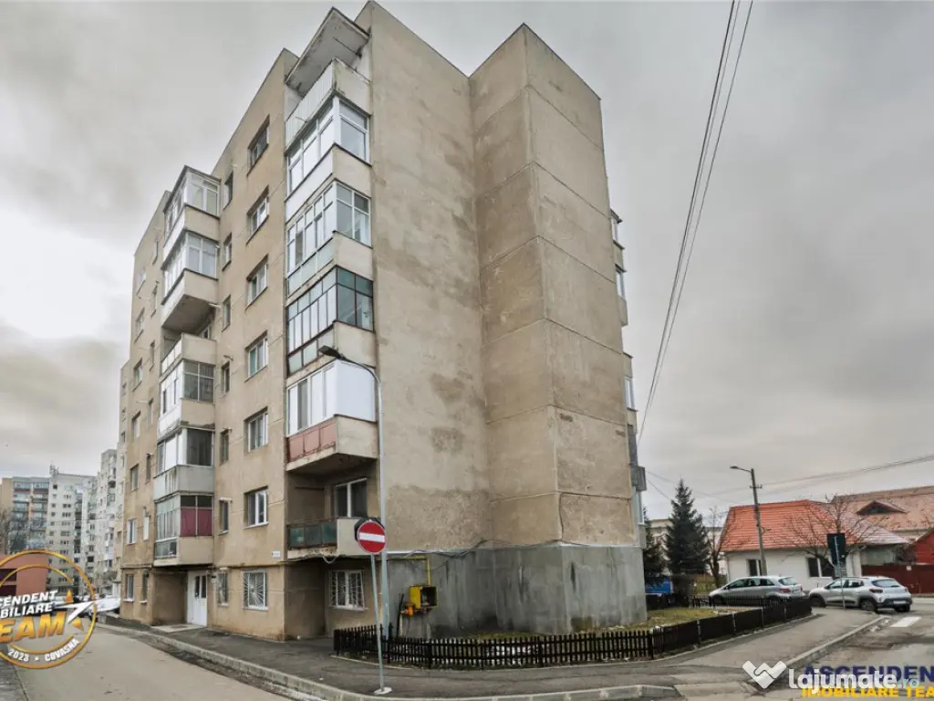 FILM!Apartament spatios, 2 camere, decomandat, Sfantu Gheorg 