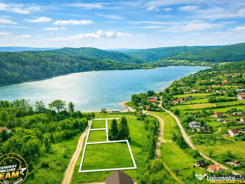 FILM!Teren intravilan,remarcabil areal,lacul Padureni,Moacsa 