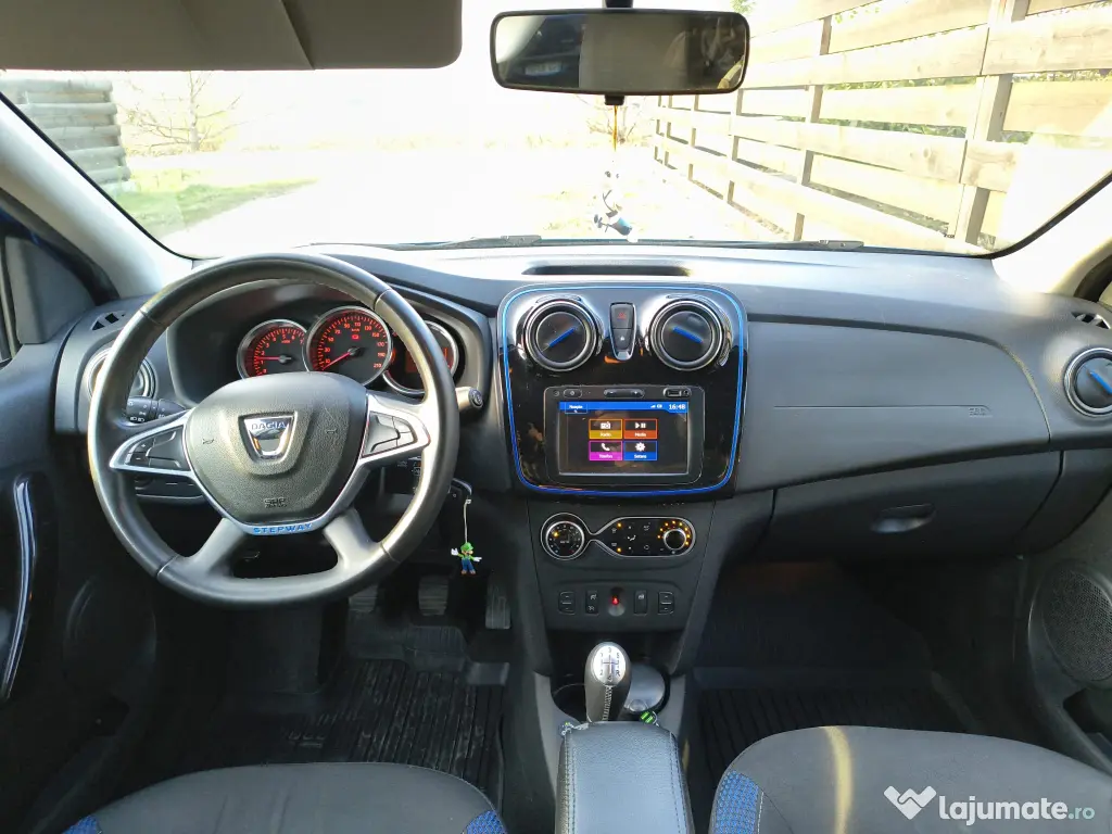 Dacia Sandero Stepway 2020 GPL MT 