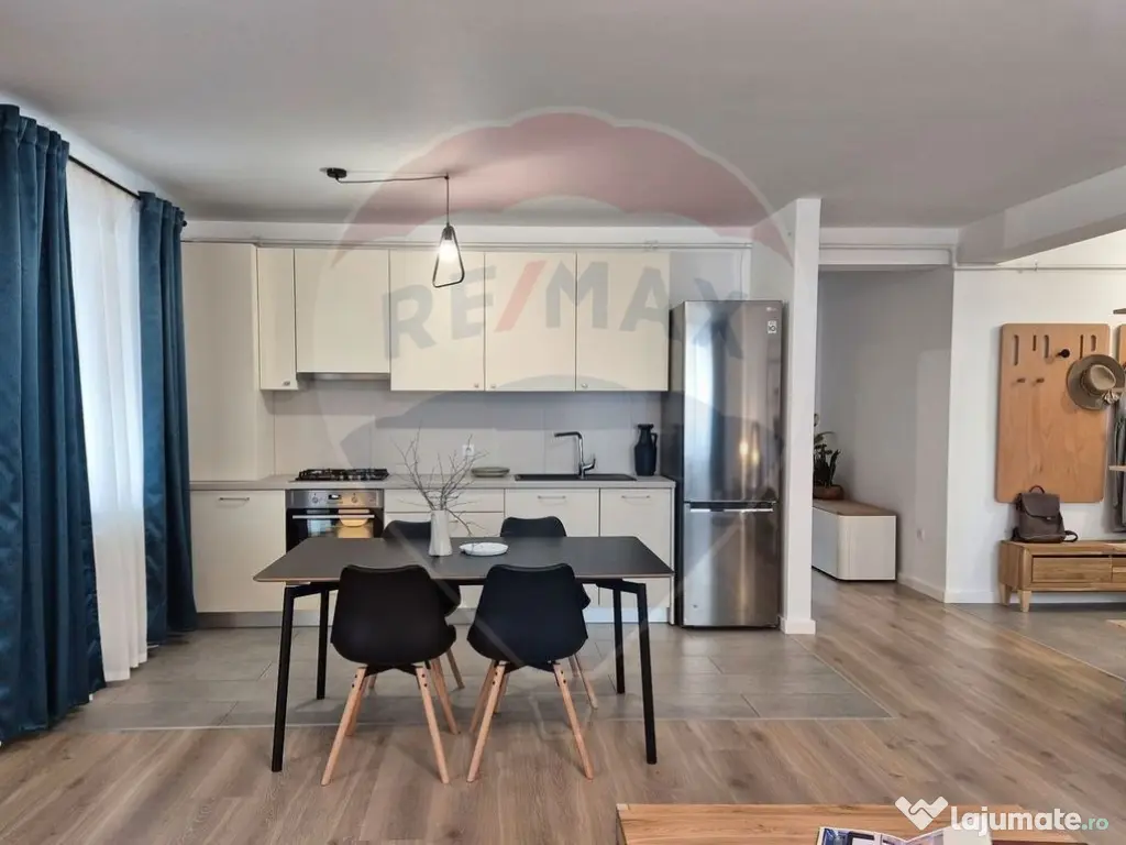 Apartament cu 3 camere de inchiriat, zona Europa 