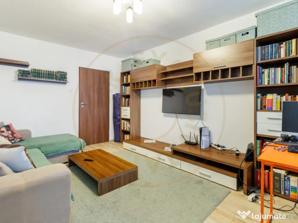 Apartament 3 camere 800 m metrou Raul Doamnei 