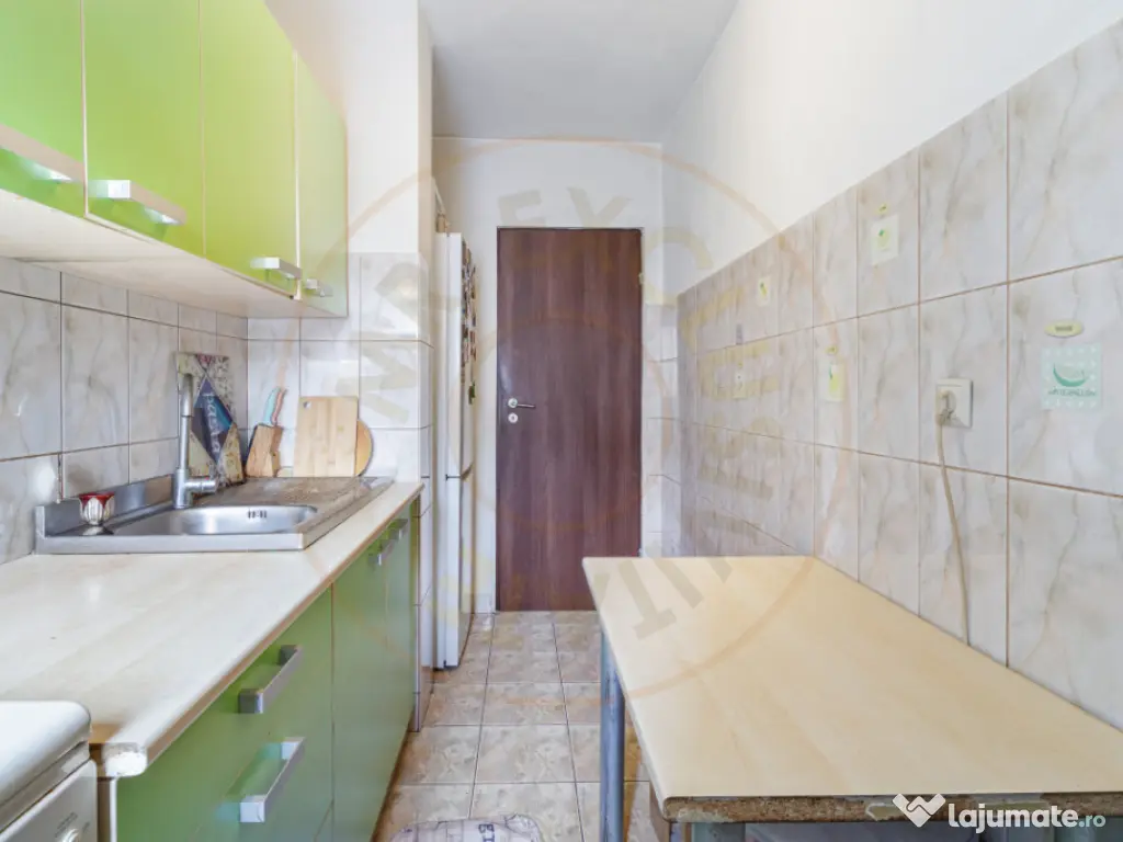 Apartament 3 camere 800 m metrou Raul Doamnei 