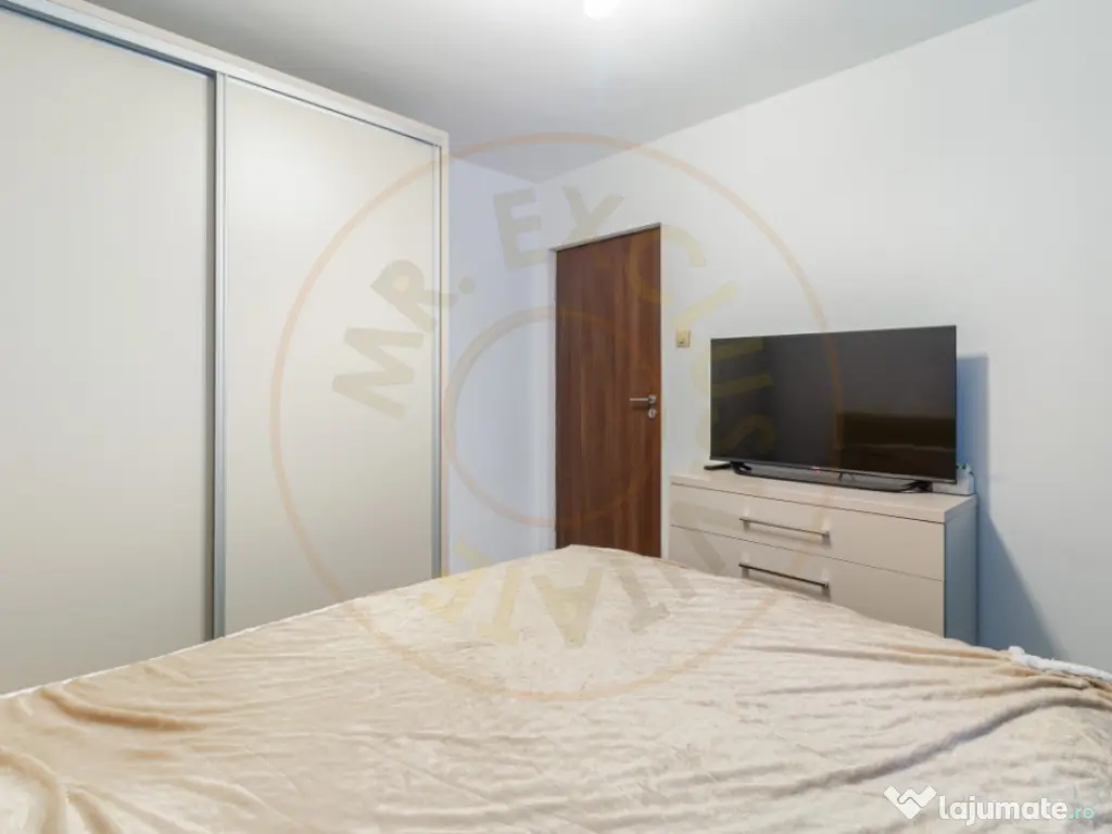 Apartament 3 camere 800 m metrou Raul Doamnei 