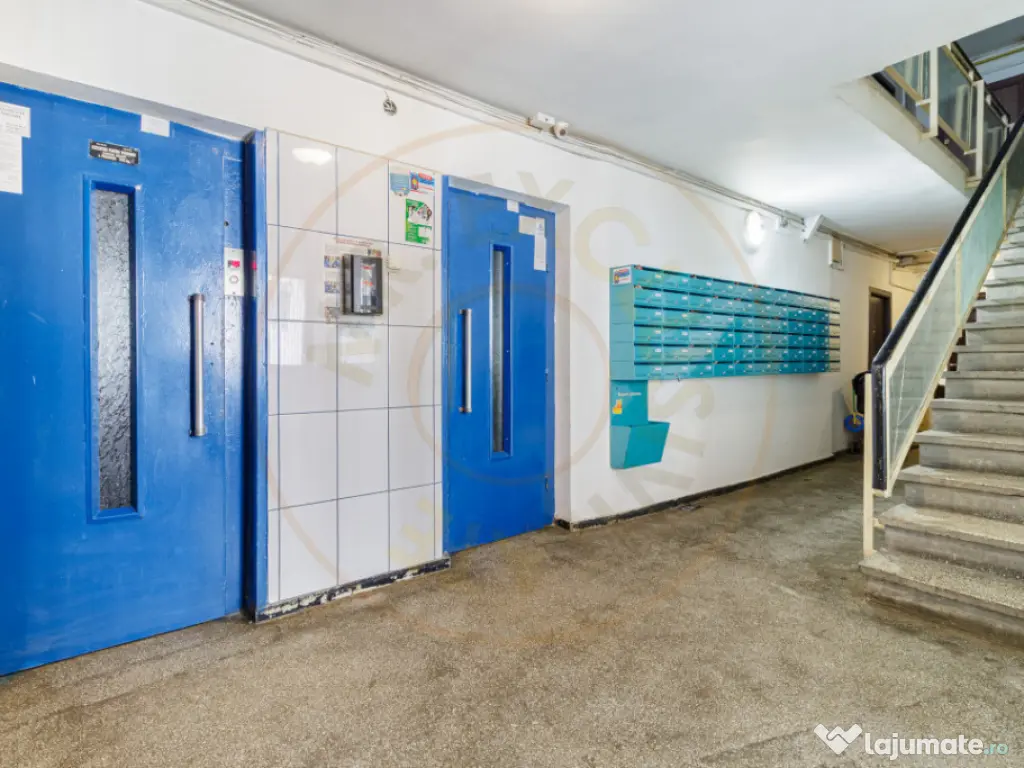 Apartament 3 camere 800 m metrou Raul Doamnei 