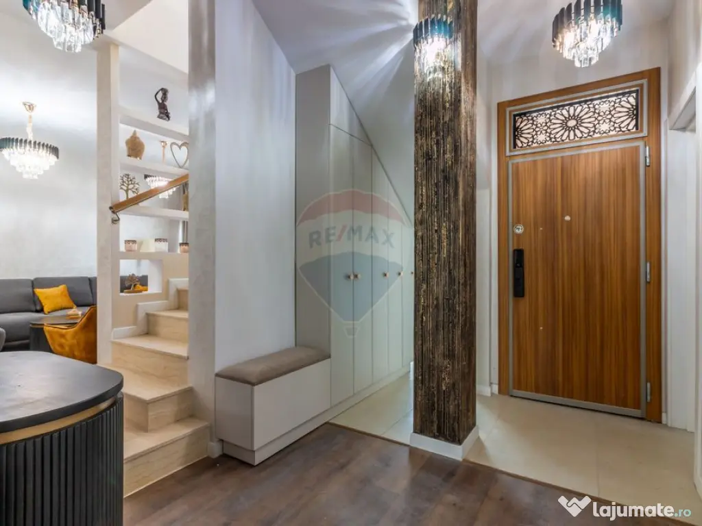 Casă / Vilă de lux cu 5 camere de vânzare în zona Sud... 