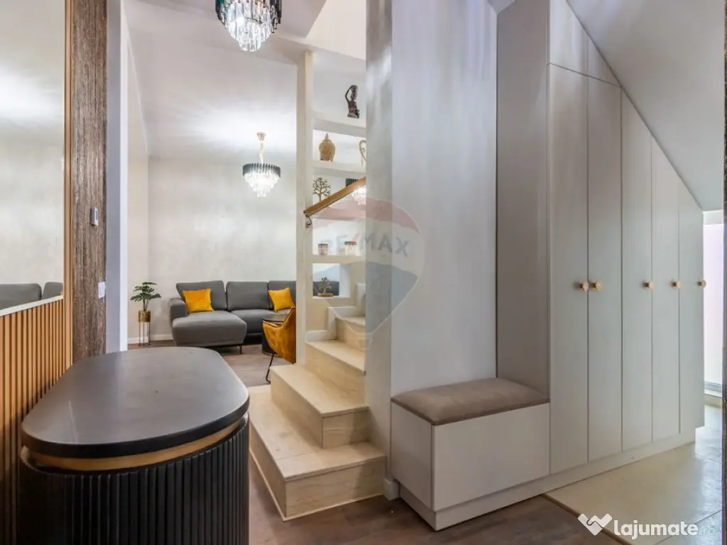 Casă / Vilă de lux cu 5 camere de vânzare în zona Sud... 